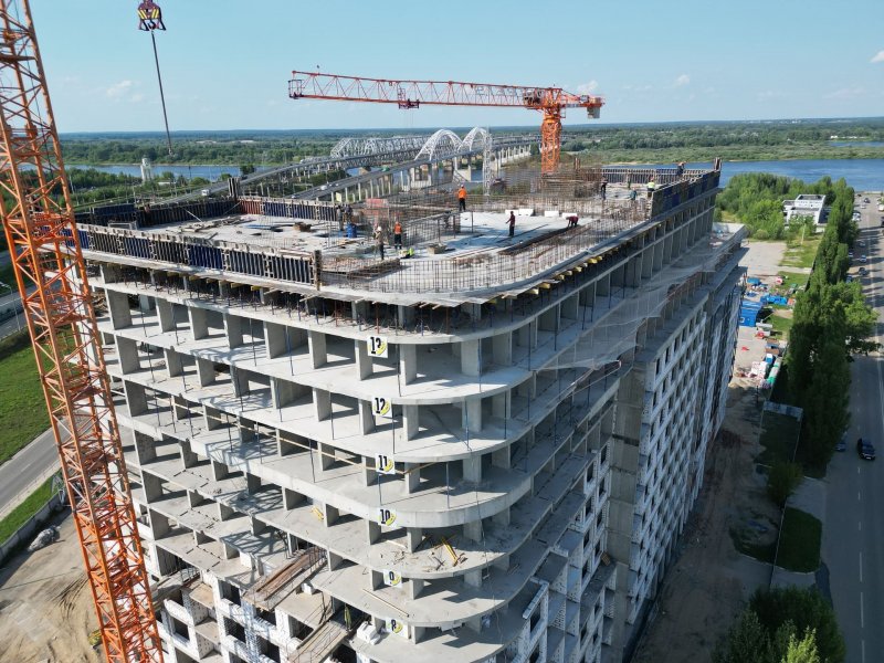 Август / 2026